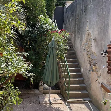 Kata Villa